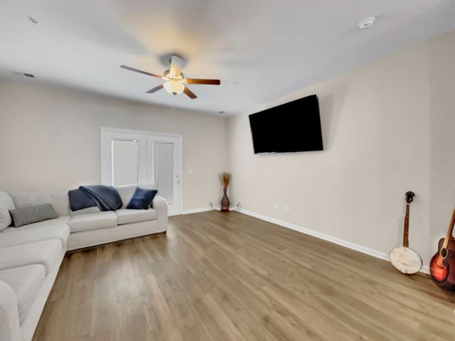 147 Addi St, Pleasant View, TN 37146