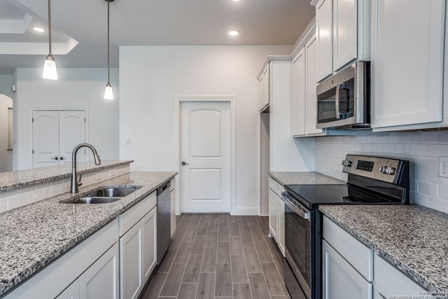 6862 COMANCHE COUGAR, San Antonio, TX 78233