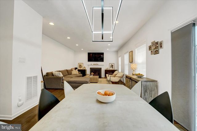 215 GLENNDALE DR, Port Matilda, PA 16870