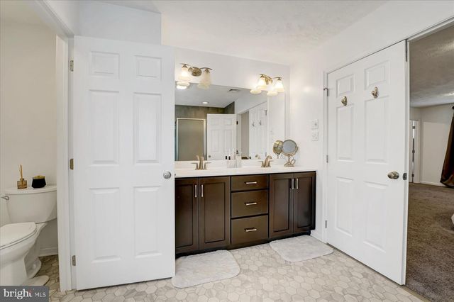 215 GLENNDALE DR, Port Matilda, PA 16870