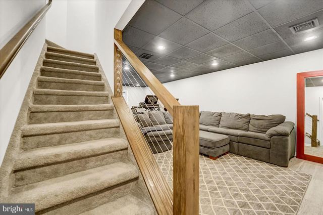 215 GLENNDALE DR, Port Matilda, PA 16870