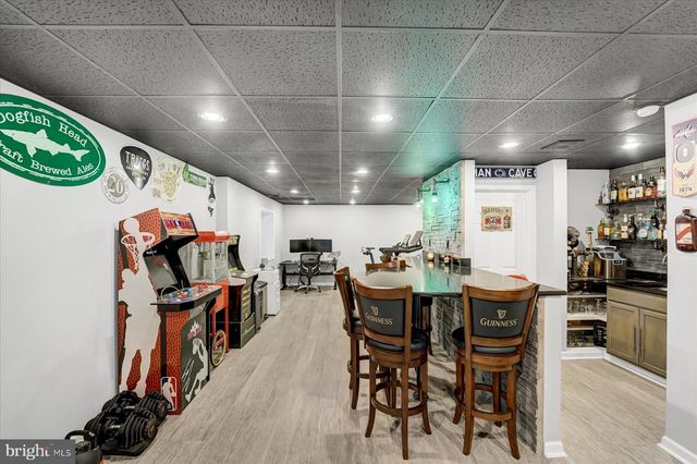 215 GLENNDALE DR, Port Matilda, PA 16870