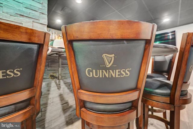 215 GLENNDALE DR, Port Matilda, PA 16870