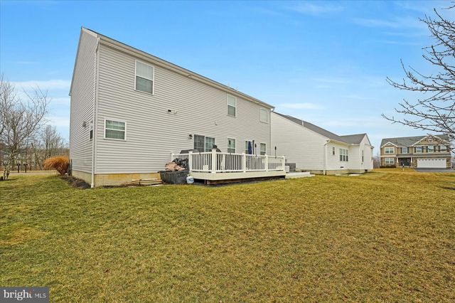 215 GLENNDALE DR, Port Matilda, PA 16870