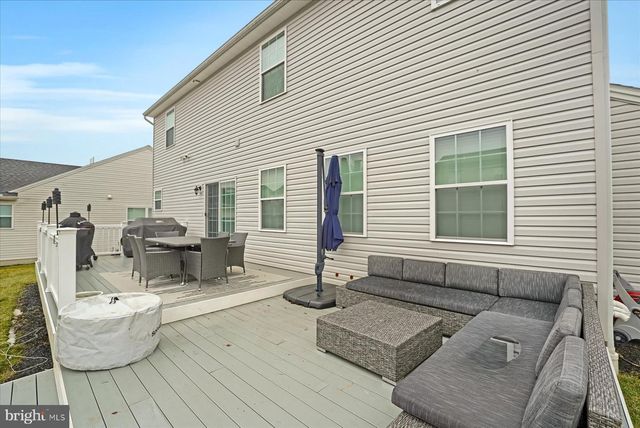 215 GLENNDALE DR, Port Matilda, PA 16870