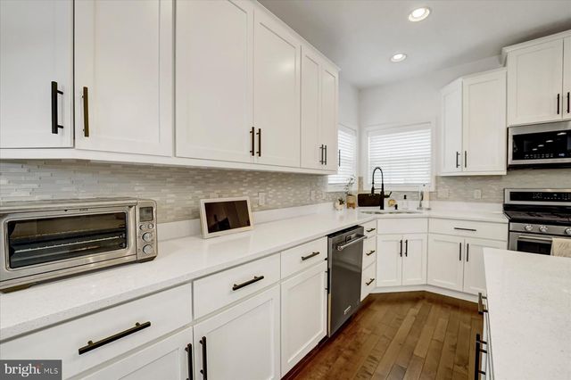 215 GLENNDALE DR, Port Matilda, PA 16870