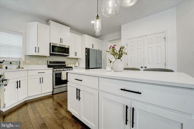 215 GLENNDALE DR, Port Matilda, PA 16870