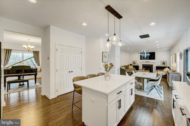 215 GLENNDALE DR, Port Matilda, PA 16870