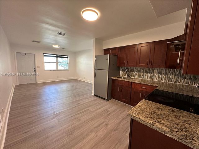 510 NE 4th Avenue 510, Hallandale Beach, FL 33009