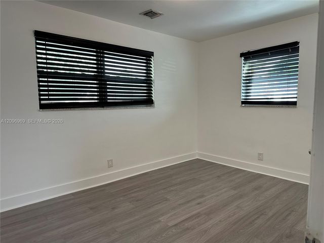 510 NE 4th Avenue 510, Hallandale Beach, FL 33009