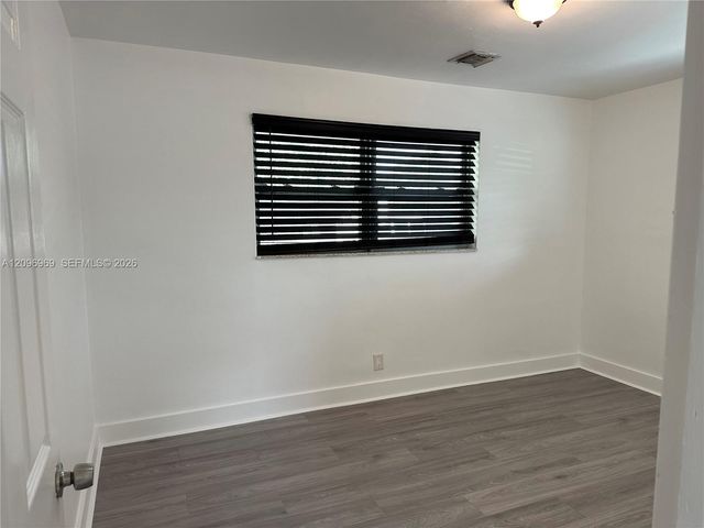 510 NE 4th Avenue 510, Hallandale Beach, FL 33009
