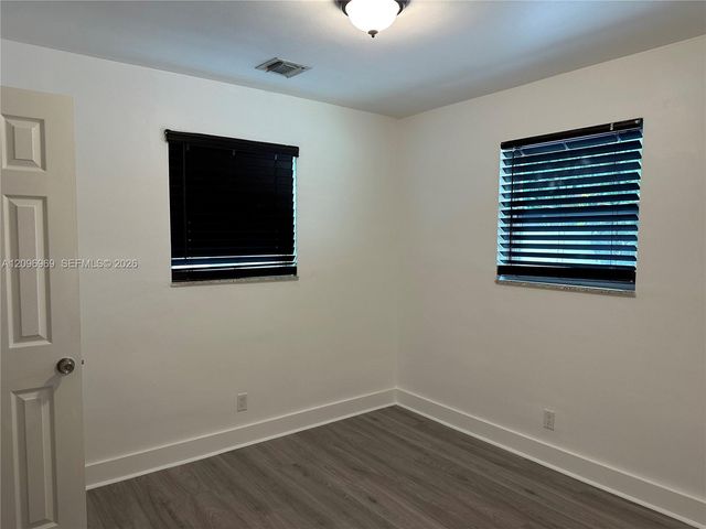510 NE 4th Avenue 510, Hallandale Beach, FL 33009