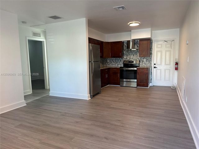 510 NE 4th Avenue 510, Hallandale Beach, FL 33009