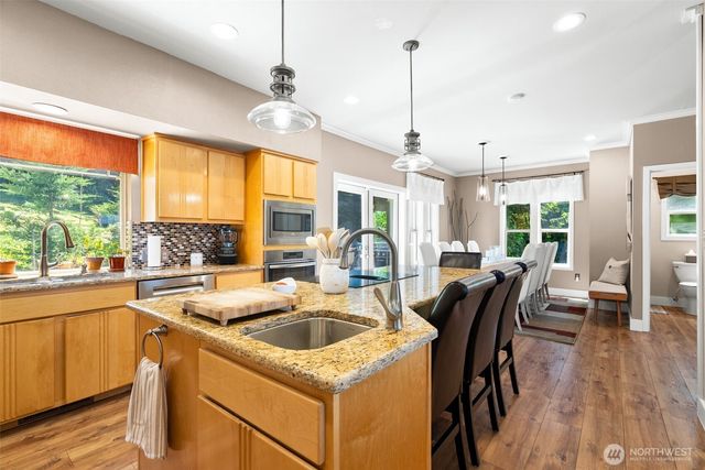 8625 Leeward Avenue NW, Seabeck, WA 98380