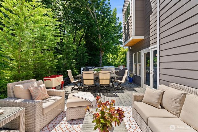 8625 Leeward Avenue NW, Seabeck, WA 98380