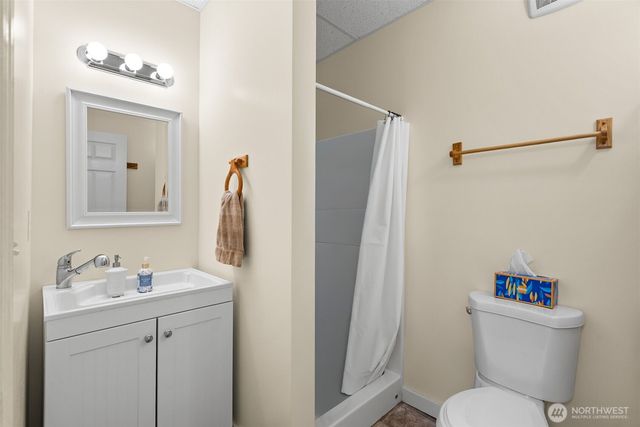 8625 Leeward Avenue NW, Seabeck, WA 98380