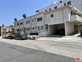 9204 Whitworth Drive 5, Los Angeles, CA 90035