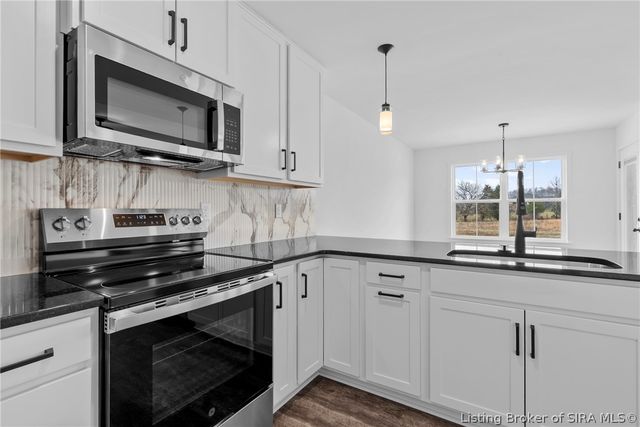 7043 Oaken Lane 231, Lanesville, IN 47136