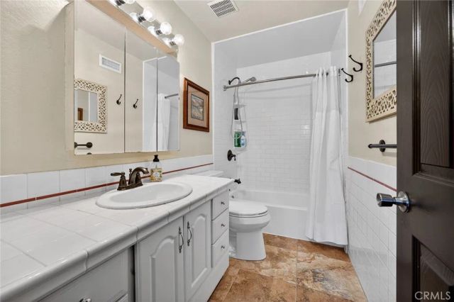 6263 E Northfield, Anaheim, CA 92807