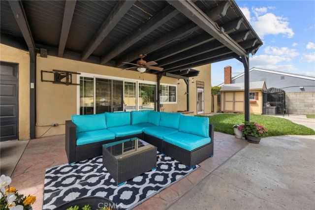 6263 E Northfield, Anaheim, CA 92807