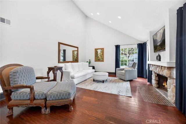 6263 E Northfield, Anaheim, CA 92807