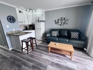 6102 Seawall Boulevard 321, Galveston, TX 77551