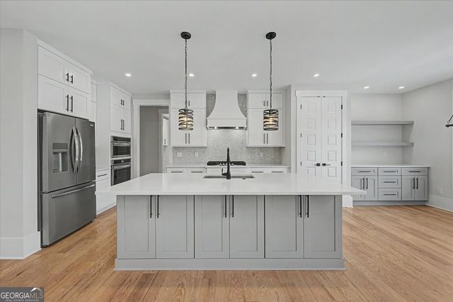 217 Laura Lake Road, Marietta, GA 30066