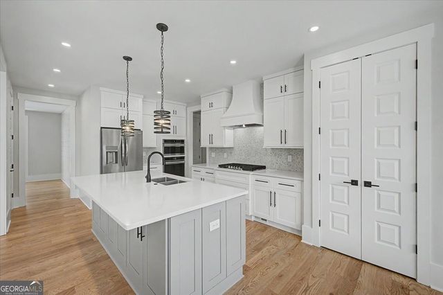 217 Laura Lake Road, Marietta, GA 30066