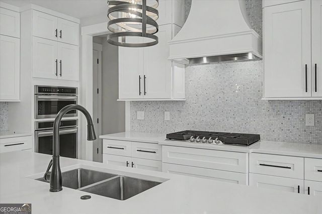 217 Laura Lake Road, Marietta, GA 30066