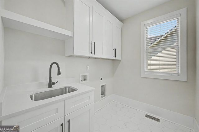 217 Laura Lake Road, Marietta, GA 30066
