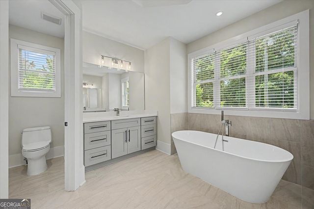 217 Laura Lake Road, Marietta, GA 30066