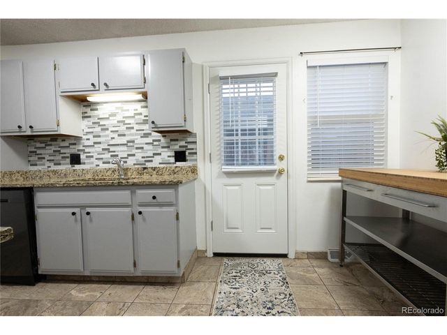 1517 S Owens St 5, Denver, CO 80232