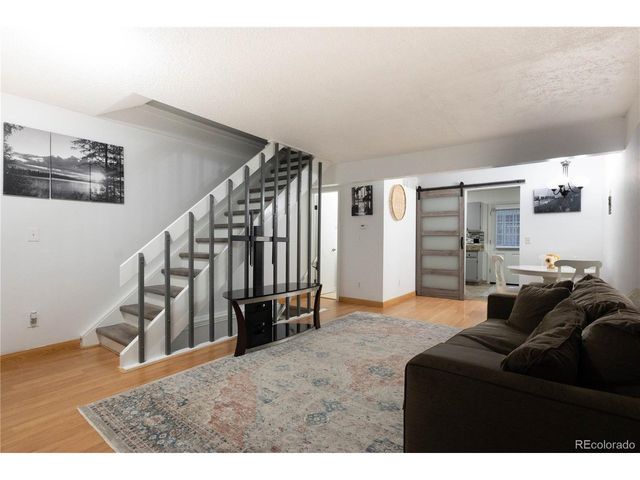 1517 S Owens St 5, Denver, CO 80232