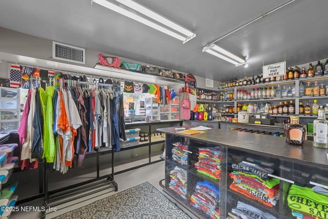 337 S HIGHWAY 17, East Palatka, FL 32131
