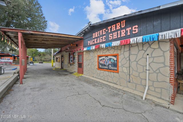 337 S HIGHWAY 17, East Palatka, FL 32131