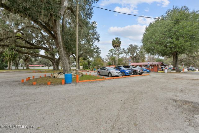 337 S HIGHWAY 17, East Palatka, FL 32131