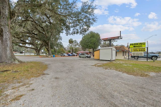 337 S HIGHWAY 17, East Palatka, FL 32131