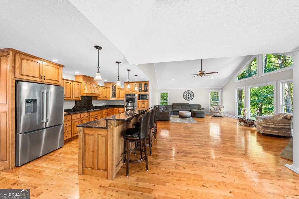 205 Grizzly Bear Lane, Hartwell, GA 30643 — photo 3
