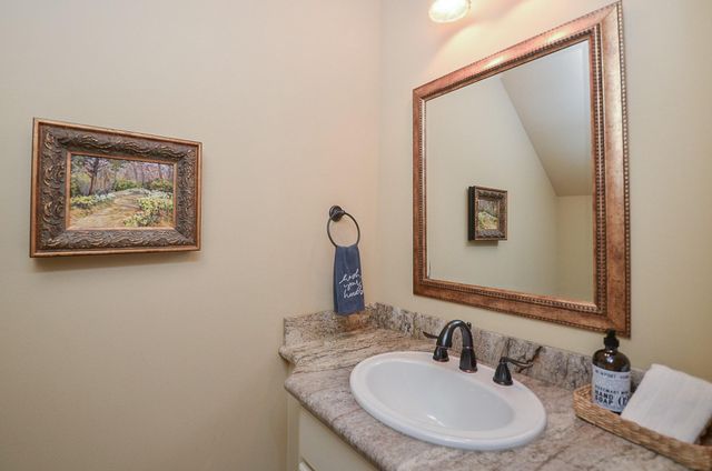 1106 W 18th Street, Houston, TX 77008