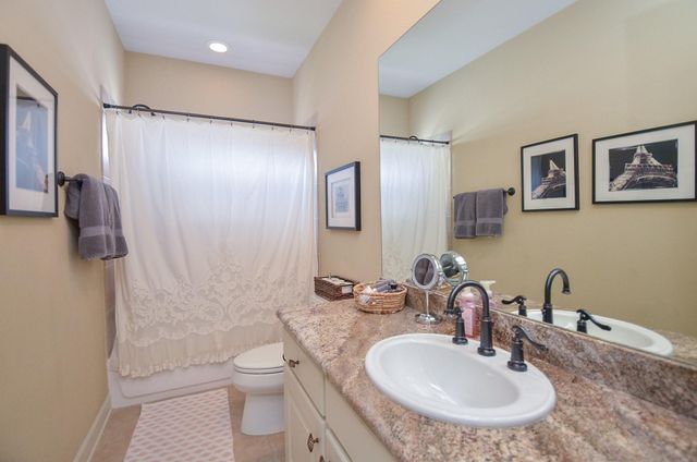 1106 W 18th Street, Houston, TX 77008