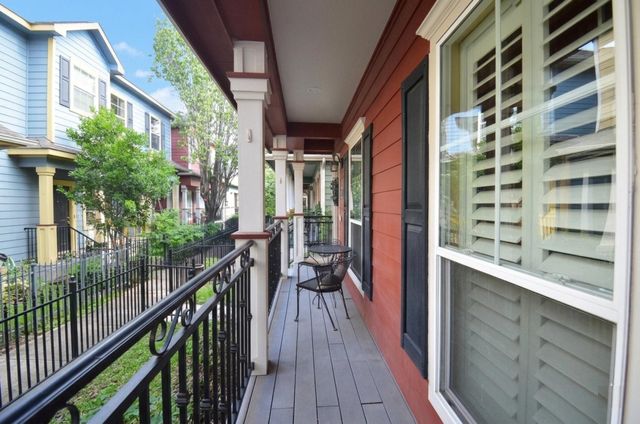 1106 W 18th Street, Houston, TX 77008