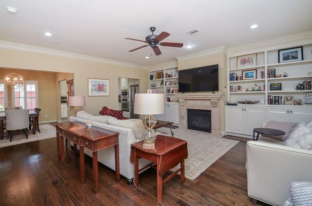 1106 W 18th Street, Houston, TX 77008