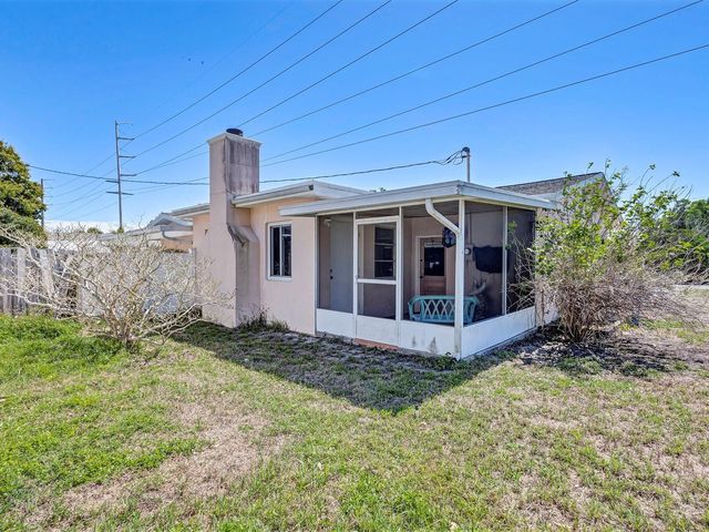 4451 14TH AVENUE N, St Petersburg, FL 33713