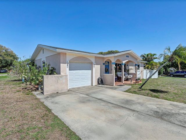 4451 14TH AVENUE N, St Petersburg, FL 33713
