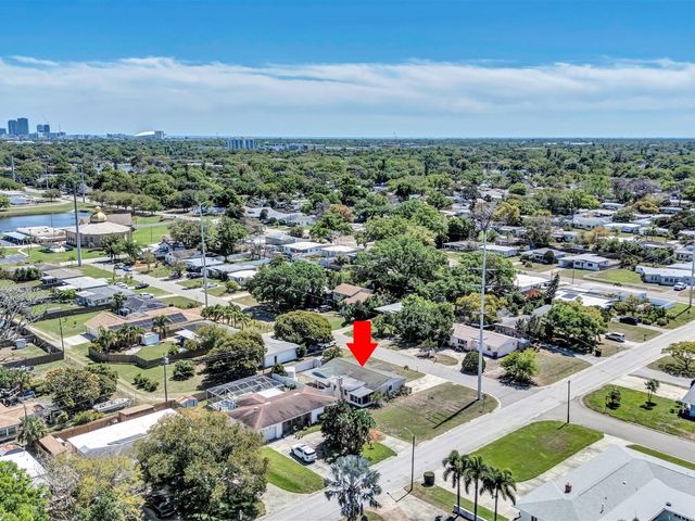 4451 14TH AVENUE N, St Petersburg, FL 33713