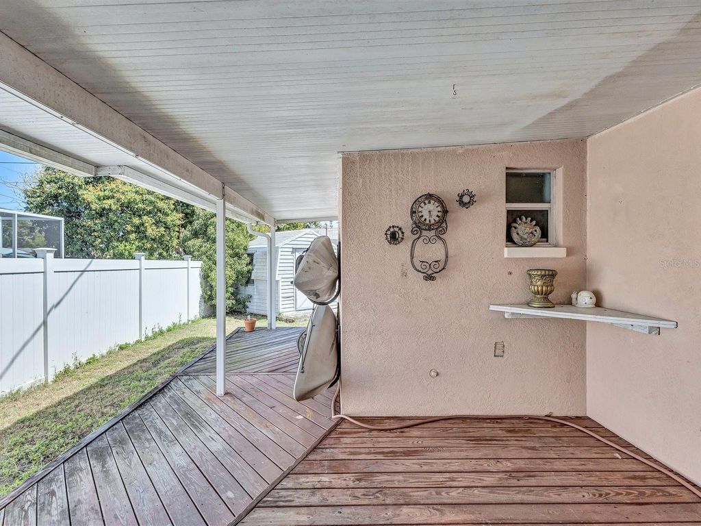 Image 30 of property listing at 4451 14TH AVENUE N, St Petersburg, FL 33713