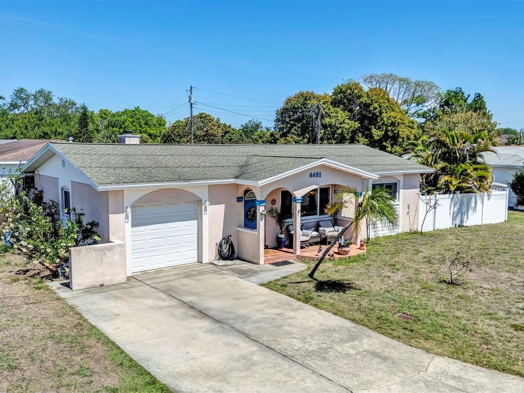 Image 43 of property listing at 4451 14TH AVENUE N, St Petersburg, FL 33713