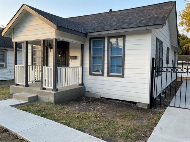 827 Booth Street, Houston, TX 77009