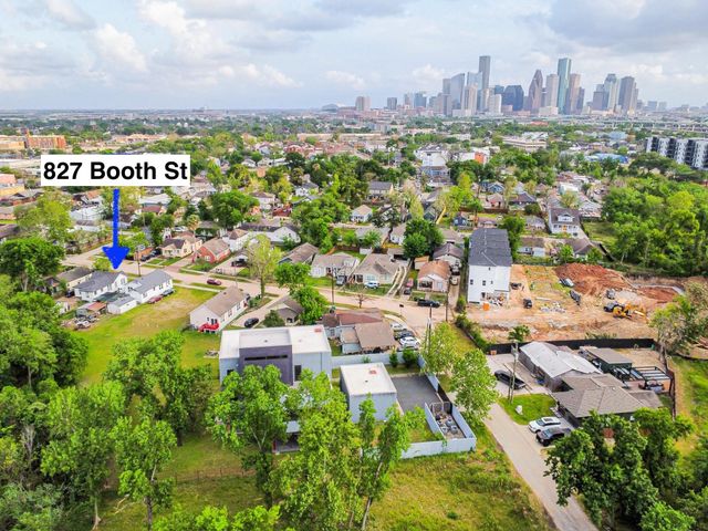 827 Booth Street, Houston, TX 77009