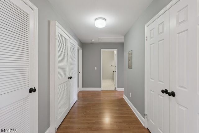 12 Troon Terrace, Clinton Twp., NJ 08801